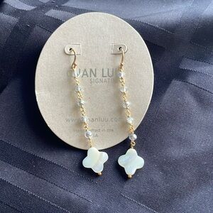 Chan luu earrings